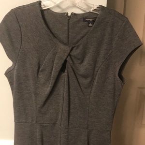 DARLING grey dress with keyhole. Perf for wk, sz2